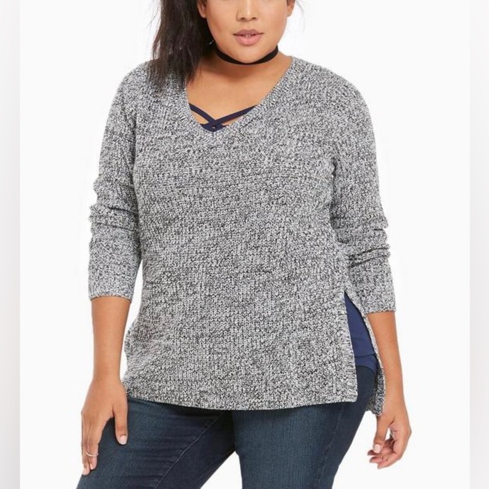 NWT Torrid Marled Knit V-Neck Tunic